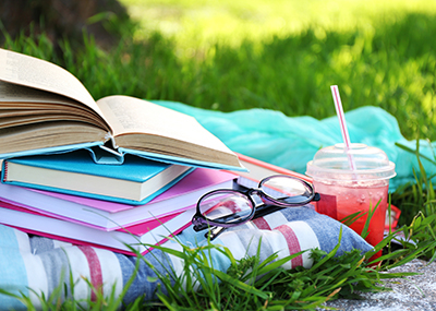 L’été n’est pas fini… et nos clubs de lecture non plus!